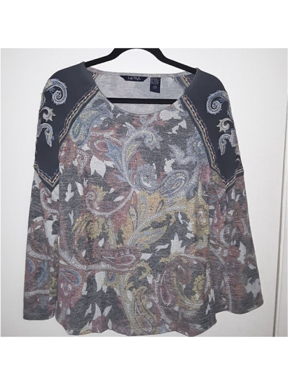 3/$20 Sale Life Style boho top